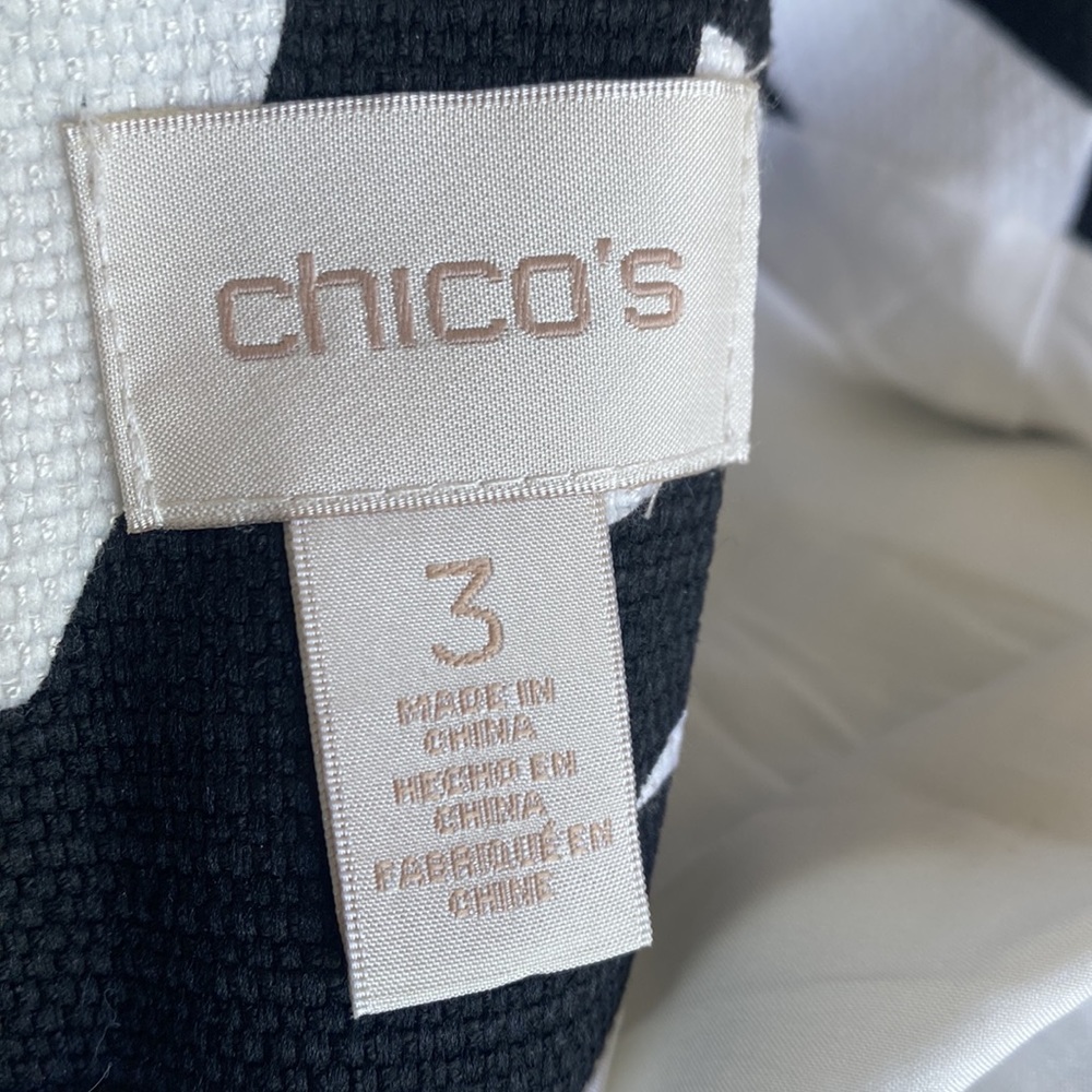 Chico’s 3 (Large) Bi-Color Geometric Jacket - Picture 3 of 14